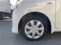 2013 Daihatsu Mira Es