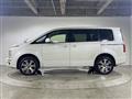 2020 Mitsubishi Delica D5