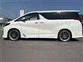 2018 Toyota Alphard Hybrid