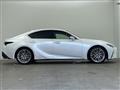 2021 Lexus IS