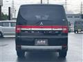 2017 Mitsubishi Delica D5