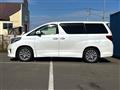 2014 Toyota Alphard