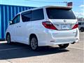 2014 Toyota Alphard