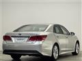 2014 Toyota Crown Hybrid
