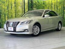 2017 Toyota Crown Hybrid