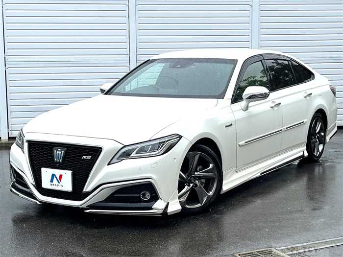 2018 Toyota Crown Hybrid