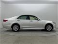 2017 Toyota Crown Hybrid