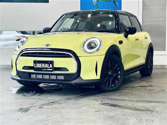 2022 BMW MINI
