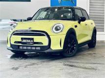 2022 BMW MINI