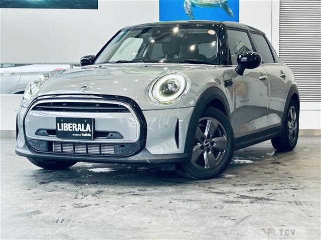 2022 BMW MINI