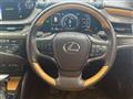 2019 Lexus ES