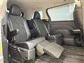 2013 Toyota Estima