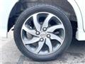 2011 Nissan ROOX