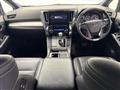 2019 Toyota Alphard Hybrid