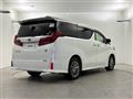 2019 Toyota Alphard Hybrid