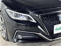 2019 Toyota Crown Hybrid