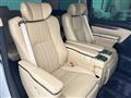 2022 Toyota Alphard Hybrid