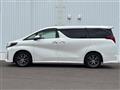2022 Toyota Alphard Hybrid