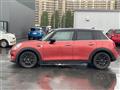 2020 BMW MINI