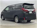 2022 Toyota Alphard Hybrid