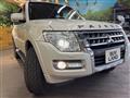 2015 Mitsubishi Pajero