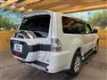 2015 Mitsubishi Pajero