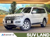 2015 Mitsubishi Pajero