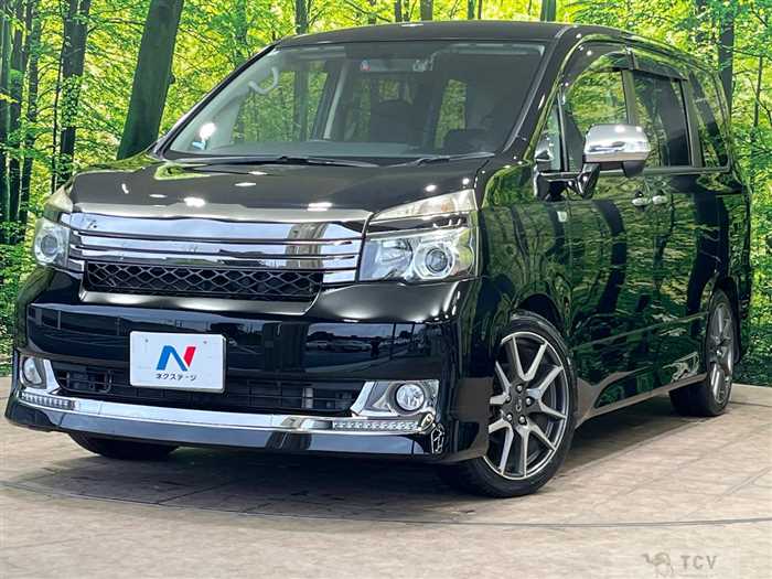 2011 Toyota Voxy