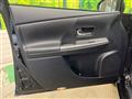 2015 Toyota PRIUS α