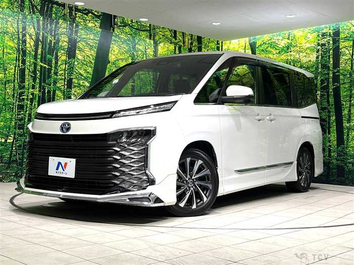 2023 Toyota Voxy