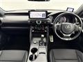 2021 Lexus IS