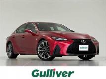2021 Lexus IS