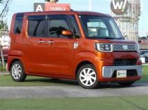 2015 Daihatsu WAKE
