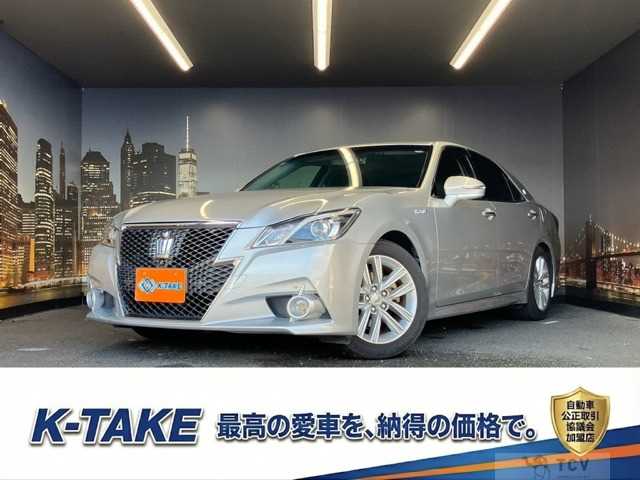 2013 Toyota Crown Athlete Series
