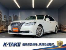 2013 Toyota Crown Majesta