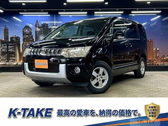 2012 Mitsubishi Delica D5
