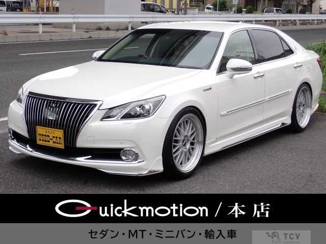 2013 Toyota Crown Majesta