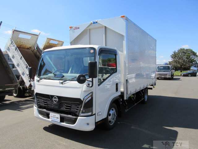 2025 Nissan Atlas
