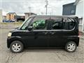 2011 Daihatsu Tanto
