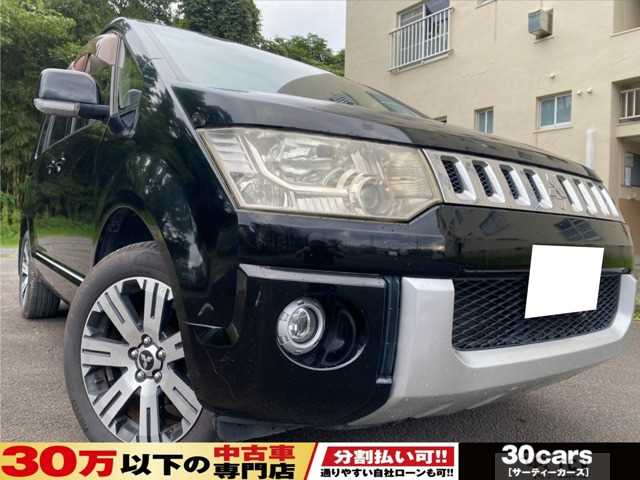 2012 Mitsubishi Delica D5
