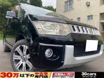 2012 Mitsubishi Delica D5