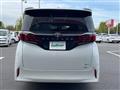 2025 Toyota Alphard Hybrid