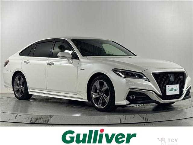 2019 Toyota Crown Hybrid