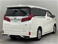 2020 Toyota Alphard Hybrid