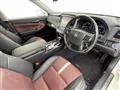 2015 Toyota Crown Hybrid