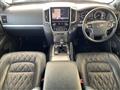 2017 Toyota Land Cruiser