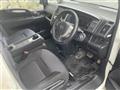 2008 Nissan Serena