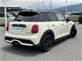 2022 BMW MINI