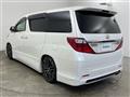 2013 Toyota Alphard