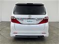 2013 Toyota Alphard